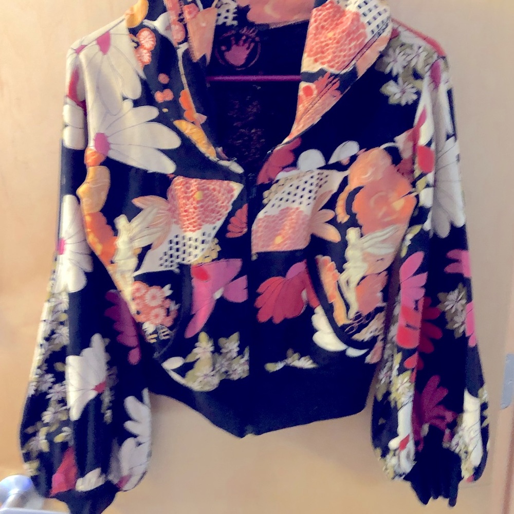 Seventies boho hooded zip up flower power flare sleeves Size S boutique